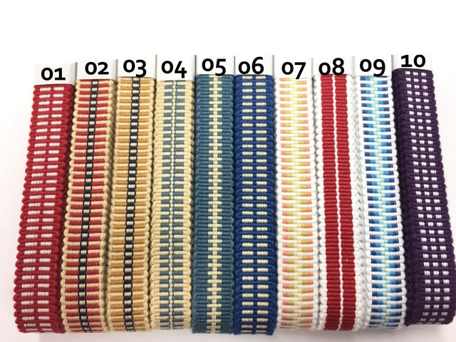 真田笛ロック - 真田紐の持ち手が付いた、人の耳に届きやすい音が出る笛 -